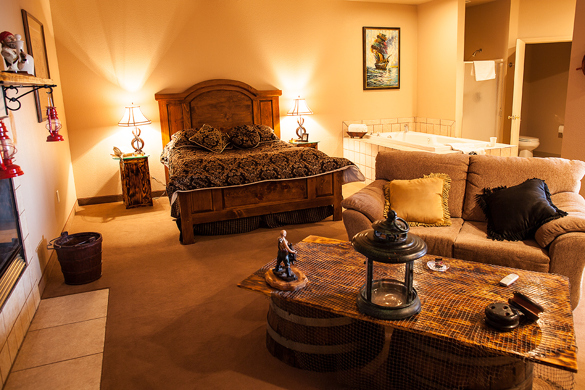 Sheris Ranch Themed Hotel Suites and Standard Rooms picture